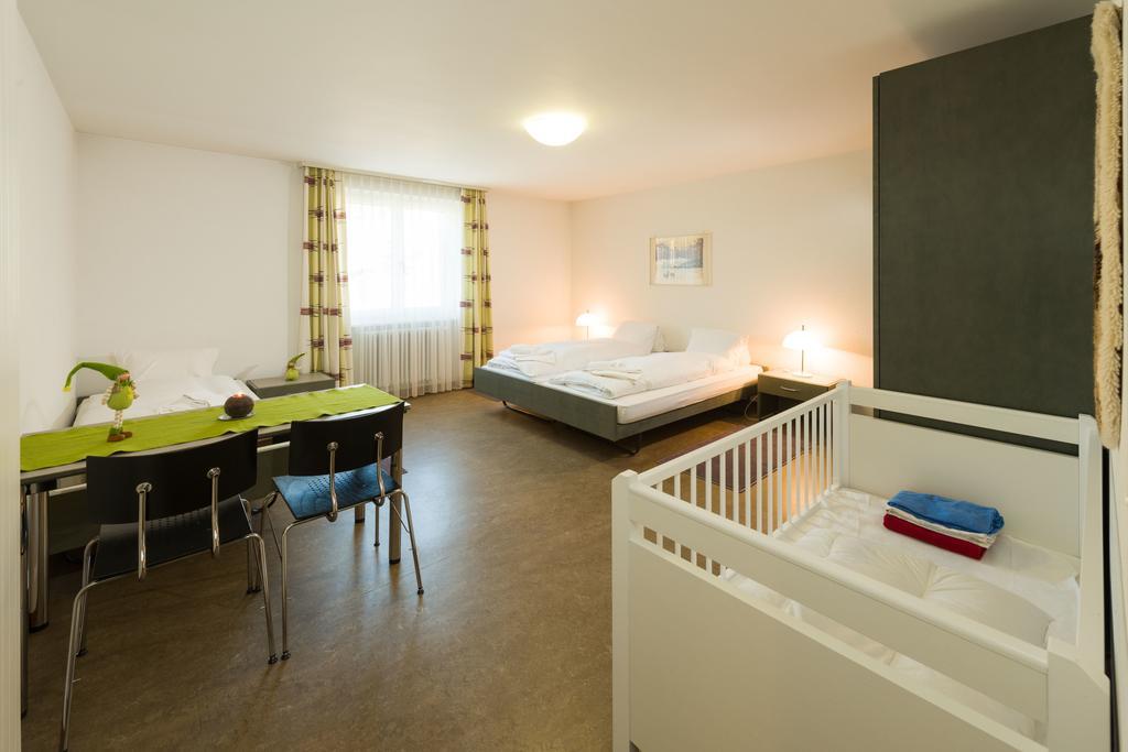 Postgebaeude Apartment Grachen Ngoại thất bức ảnh