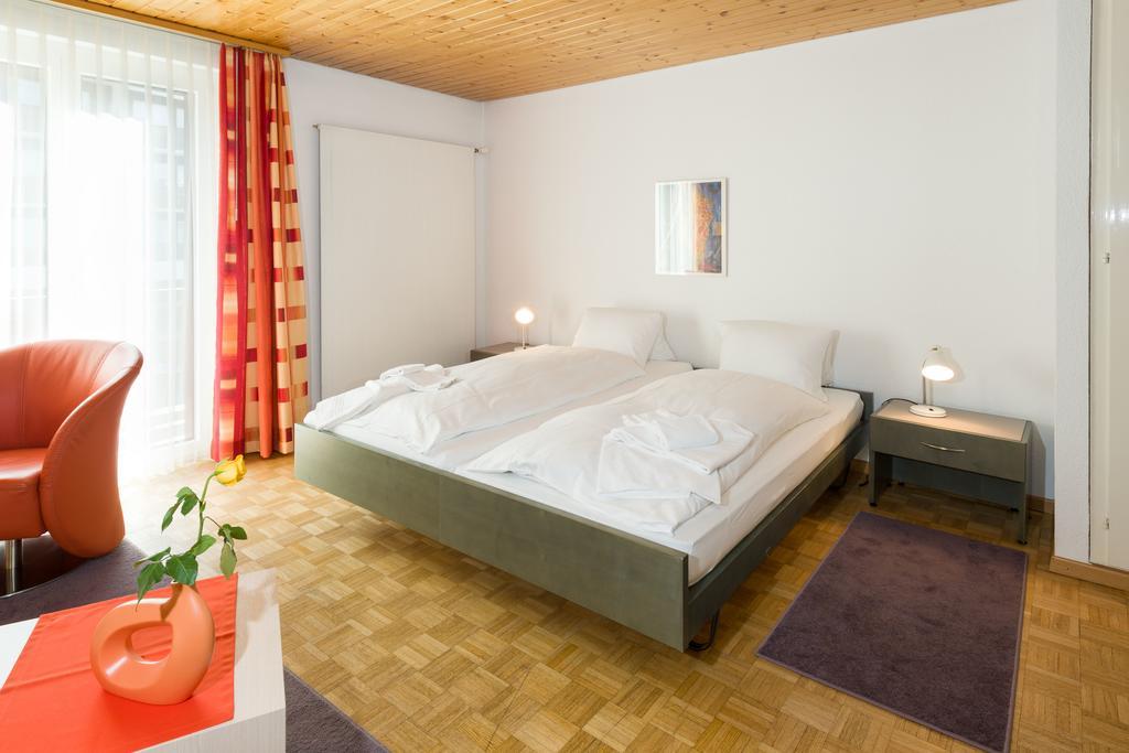 Postgebaeude Apartment Grachen Ngoại thất bức ảnh